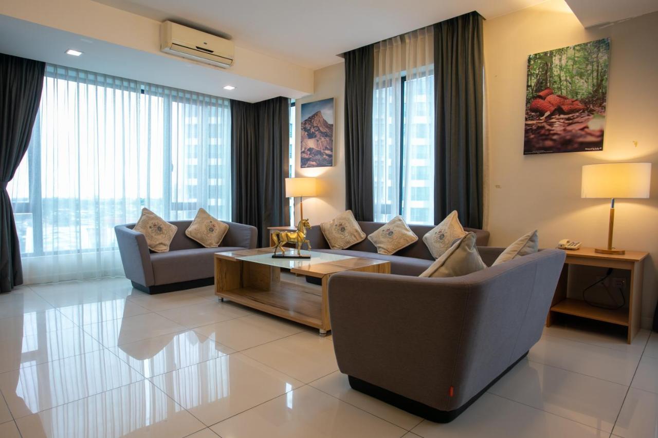 Sky Hotel Κότα Κιναμπαλού Εξωτερικό φωτογραφία